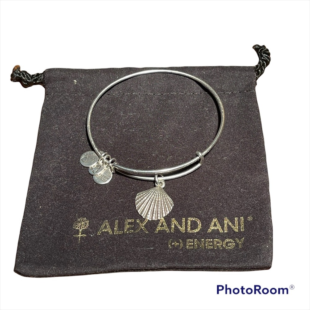 Alex and Ani Seashell Wire Expandable Bracelet